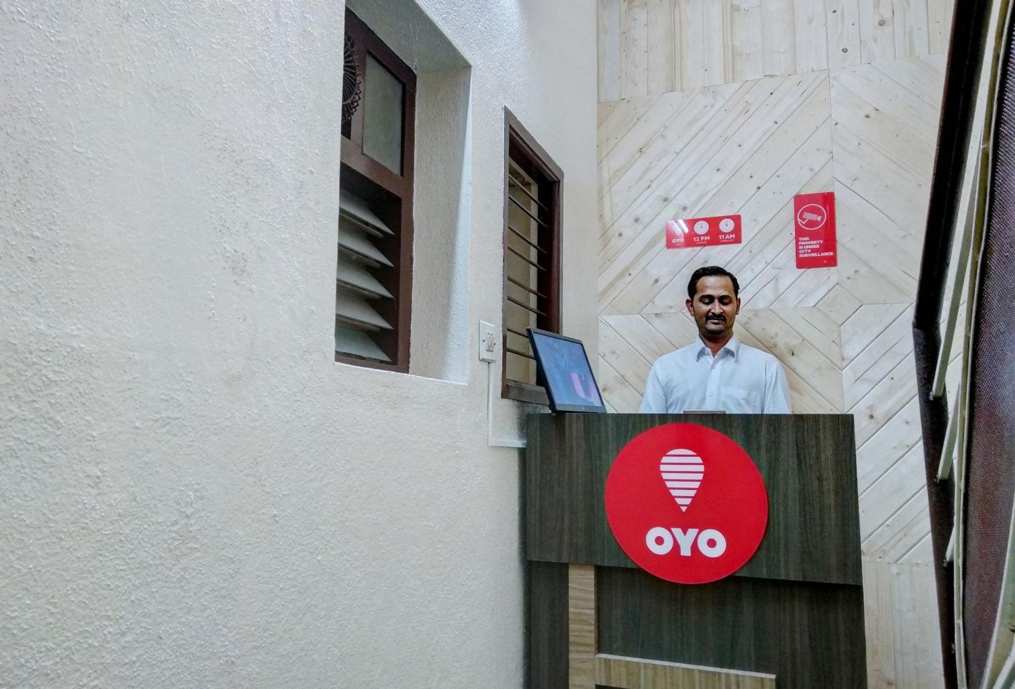 Super Hotel O Shree Mookambika Guest House Near Sri Someshwara Swami Temple Bangalore Exterior foto